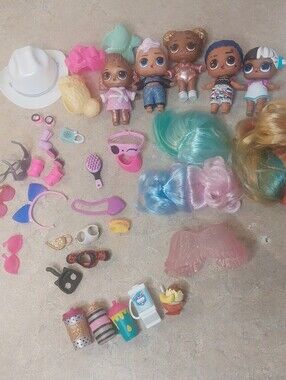 Lot Of 5 LOL Surprise  Dolls Plus Accessories